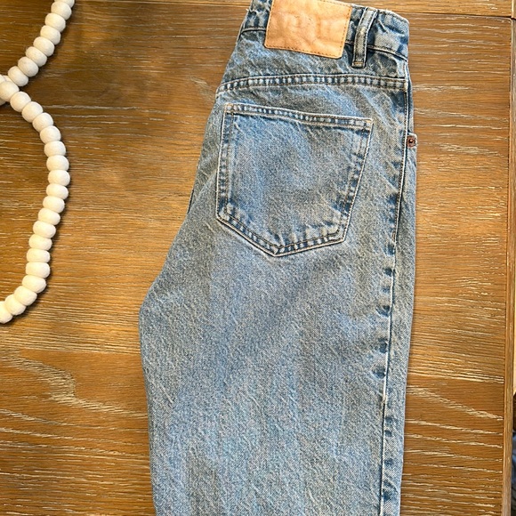 zara jeans medium wash - Picture 2 of 2